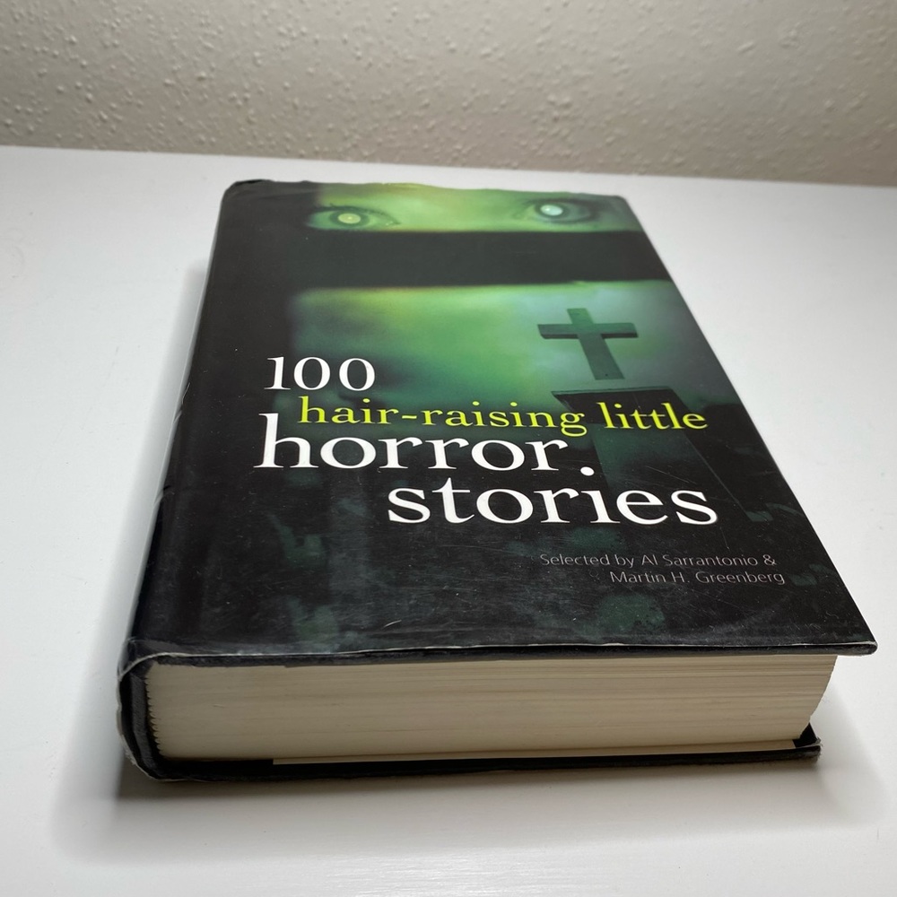 Hardcover Horror Book - 100 Hair-Raising Little Horror Stories